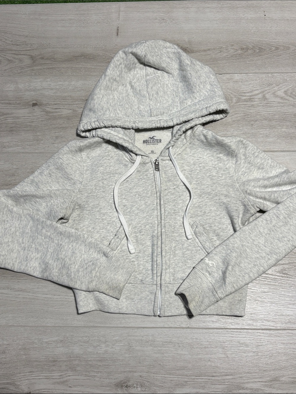 Hollister Light Gray Cropped Zip Hoodie Size XS